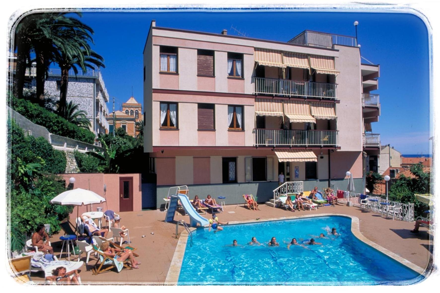 Residence Olivotti Finale Ligure Exterior photo